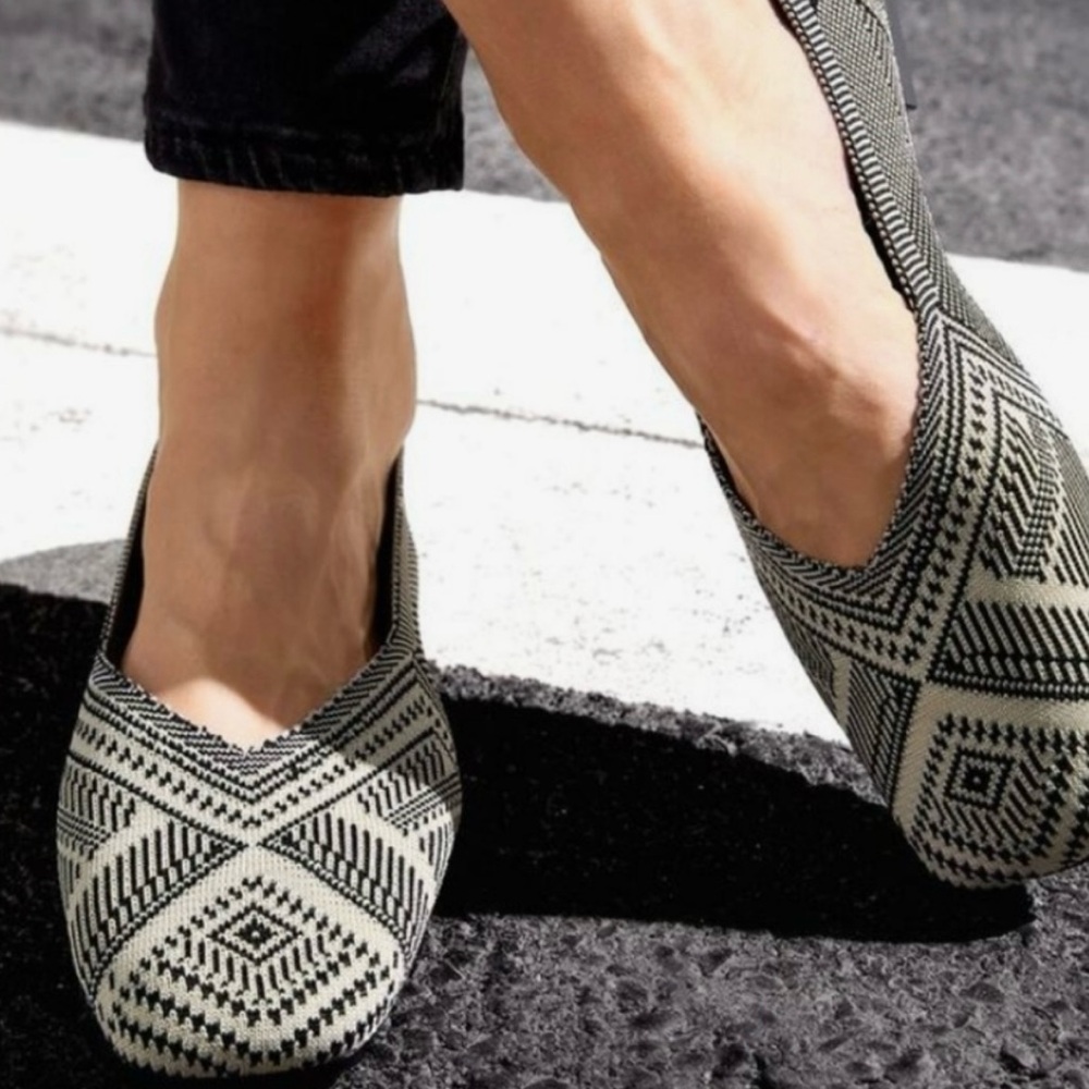 5/$25 💲Women Ballet Flat Square Toe Lightweight Breathable Knit Tribal Boho Shoe
